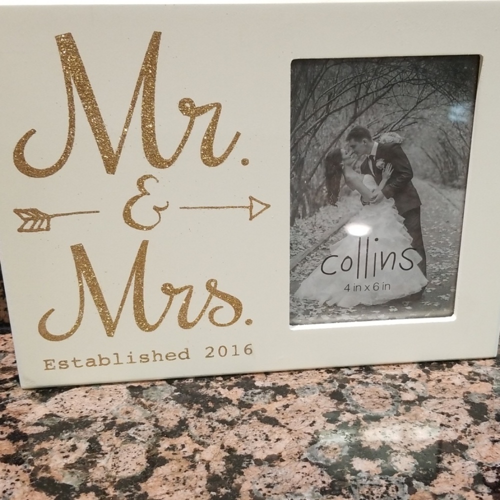 Mr & Mrs 2016 Frame